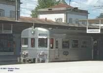 Triebzug BR 2200 am 06.05.2003 in Porto Campanha.