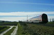 50 80 86-35 068-5 an der Spitze des RE 26508 von Basel �ber Freiburg (Breisgau) Hbf nach Offenburg am fr�hen Nachmittag des 06.02.14 bei H�gelheim.
Am Zugschluss schob 146 110-2.