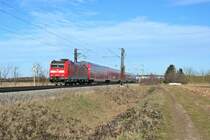 146 111-0 mit einem RE von Offenburg nach Basel Bad. bf am Nachmittag des 06.02.14 westlich von H�gelheim.