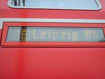 Der Zugzielanzeiger des RegionalBahns von Bitterfeld �ber Delitzsch unt. Bhf., Rackwitz, Leipzig Messe nach Leipzig Hbf.