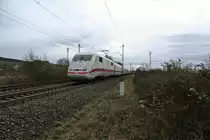 401 589-7 war am 14.02.14 als ICE 75 von Hamburg-Altona nach Z�rich HB unterwegs. Hier konnte ich den Zug s�dlich von M�llheim (Baden) bildlich festhalten.