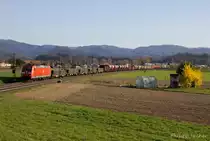 185 020-5 mit dem täglichen Güterzug von Freiburg Gbf nach Offenburg am 19.03.2014 bei Kollmarsreute