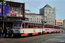 Tatra-Gro�zug 1159 + 1165 + 161 auf dem Markt (28. M�rz 2003)