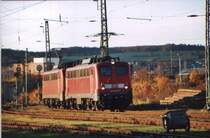 Doppeltraktion aus 140-808 und 140-864, 
W�rzburg, 15.November 2006