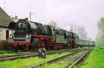 35 1019-5 + 03 2204-0 Wolsztyn ( 29.04.2006 )