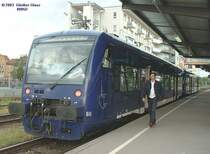 Regioshuttle VT 66 der BOB (Bodensee-Oberland-Bahn) nach Aulendorf am 20.05.2003 in Friedrichhafen Stadt.