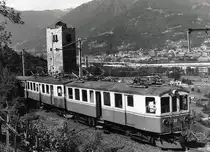 FART/SSIF: SSIF ABDe 4/4 13 (1923) und ABDe 4/4 18 (1924) in Doppeltraktion unterwegs ab Domodossola oberhalb Masera im Mai 1987.
Foto: Walter Ruetsch 