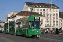 Be 4/6S 677 auf der Linie 15 bei der Mittleren Rheinbrücke. Die Aufnahme stammt vom 17.03.2014.