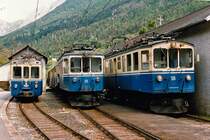 FART/SSIF: Grosser Bahnhof Re im Mai 1986. Fahrzeugparade mit ABe 6/6 33  SEMPIONE  (1968), ABDe 4/4 16 (1923/1975) sowie dem ABDe 4/4 18 (1924). Die ABe 6/6 33 bis 35 standen bis 1979 im Dienste der FLP. Der ABDe 4/4 18 wurde im Jahre 1967 bei einem Zusammenstoss mit einem anderen Zug schwer beschädigt und im Jahre 1972 wieder neu aufgebaut. Der ABDe 4/4 16 wurde im Jahre 1975 von der SSIF Werkstätte mit einem neuen Stahlwagenkasten versehen. Heute stehen diese Triebwagen noch immer für Dienstzüge im Einsatz. 
Foto: Walter Ruetsch