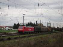 152 036 am 18.11.06 in Biblis mit einem Umleiter G�terzug.
