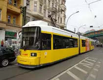 GT6 - Wagen 1056 der BVG als M1 Am Kupfergraben am U-Bhf. Eberswalder Str. (5.4.14)
