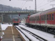 In Immendingen treffen am 16.3.06 zwei IRE oder RE 