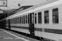 Impression vom IC nach Saarbrücken in Stuttgart. Anhand des Wagenparks vielleicht schon bald Vergangenheit.