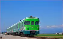 SŽ 711-014 fährt durch Cirkovce Richtung Murska Sobota. /28.3.2014