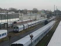 Die deutschen Talgo-Z�ge machen �u�erlich schon seit Jahren keinen guten Eindruck mehr. Dennoch sind sie im Einsatz - und werden hier in Berlin Warschauer Stra�e gewartet. 3.12.2006