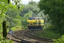 Da war die Welt an der Montzenlinie noch in Ordnung. Kein Fahrdraht und keine störenden Masten. Hier 5507 und 5508 als Lokzug unterwegs von Montzen in Richtung Aachen-West. Aufgenommen am 21/06/2008 im Wald bei Moresnet-Chapelle.