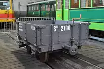 Am Geburtstagsfest der alten Dame  Dante Schuggi  wurden im Depot Dreispitz diverse Oldtimer ausgestellt. Auch der Schotterwagen So 2100 aus dem Jahre 1893 . Die Aufnahme stammt vom 12.04.2014.