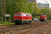 225 094-2 EBM Cargo und 140 070-0 EBM Cargo am 17.04.2014 in Düsseldorf Rath.