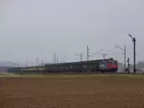 Am 5.4.13 zog die 421 384 einen ARS Altmann Zug über die KBS820. 
Aufgenommen wurde der Zug bei Eggolsheim. 