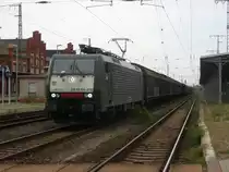 Am 01.05.2014 kam 189 910 mit dem TXL Zug aus Richtung Magdeburg nach Stendal und fuhr weiter in Richtung Wittenberge.