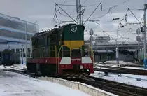 CME3-6752, eine tschechische CKD Diesellok, rangiert im Hauptbahnhof von Kiew am 16.2.2008.