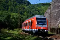 Am 7.9.12 kam 430 516 unerwartet über die Geislinger Steige.
S-Bahnfahrzeuge sind auf dieser Strecke eigentlich eher die Ausnahme, solang es keine Mess-/Probefahrten sind.
Aufgenommen zwischen Geislingen und Amstetten. 