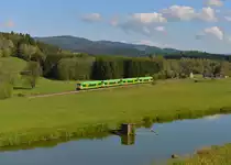 650 661 (VT 26) + 650 651 (VT 16) + 650 654 (VT 19) + 650 660 (VT 25) als WBA1 nach Plattling am 04.05.2014 bei Gotteszell