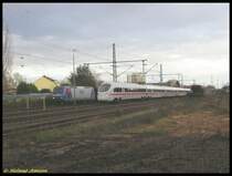 Auf der Fahrt zur ICE-Waschanlage in Frankfurt am Main-H�chst fuhr 415 004  Heidelberg  am 05.12.2006 bei der Ausfahrt aus dem Bahnhof Frankfurt am Main-Griesheim an der abfahrbereit dort stehenden 145-CL 206 der RBH Logistics vorbei, auf den Seitenw�nden hatte die Lok noch die fr�here Firmenbezeichnung RAG Bahn und Hafen.