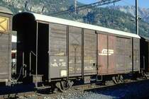 RhB - Gb 5901 am 11.09.1994 in Samedan - Gedeckter G�terwagen 2-achsig mit 1 offenen Plattform - Baujahr 1931 - SWS - Gewicht 7,65t - Zuladung 15,00t - L�P 8,50m - zul�ssige Geschwindigkeit Aufkleber 70 km/h - �2=23.08.1988 - Lebenslauf: ex K� 5701I - 1950 K� 5901 - 1969 Gb 5901 - 10/1995 Abbruch - Hinweis: gescanntes Dia.
