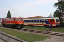 �BB 2050.09 und 5047 001-2 am 01.Mai 2014 im Bf. Ernstbrunn.

