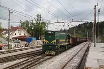 664 105 mit E-Wagen am 03.05.2014 in Rakek.