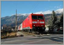 Eine wohl einnmalige (in dem Fall zweimalige) Bespannung konnte man am 5.12. und 7.12.2006 in der Obersteiermark beobachten. Die beiden Regionalz�ge 3566 (Selzthal - Schladming) und 3567 (Schladming - Selzthal) wurden an diesen beiden Tagen mit DB 185 041 bespannt. Grund: Tfzf Schulungen der TR Selzthal da G 48930 (Passau - Kirchdorf - Gratwein) sowie G 48931 (Gratwein - Kirchdorf - Passau) ab 11.12.06 in der gesamten Relation von einer DB 185 bespannt werden. Die Aufnahme entstand am 7.12.06 bei der Ausfahrt aus Liezen als R 3567.