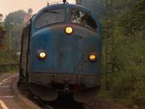 Eine Gro�aufnahme der Eichholz 170 1125 beim durchfahren der Strecke Lichtenfels - Coburg