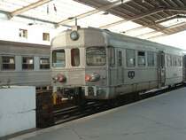 Triebzug BR 2100 am 06.05.2003 in Lissabon Santa Apolonia.