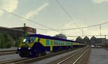 Ein RSE Steuerwagen, der gerade von Kiel Hbf weggefahren ist, macht sich auf den Weg nach Hamburg Altona.