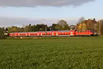111 011-3 schiebt den RE4 von Aachen nach Dortmund bei Übach am 15.04.2014
