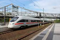 Unter der Swinemünder Brücke verläßt der Tz 1129  Kiel  aus München Hbf nicht etwa den Bahnhof Berlin Gesundbrunnen nach Swinemünde oder Kiel, sondern nach Warnemünde, aber eben auch an der Ostsee.
Der ICE 1508 bei der Abfahrt in Berlin Gesundbrunnen.
