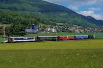 OeBB/SBB Historic: Die Oensingen Balsthal Bahn ausserhalb ihren heimischen Geleisen. Sonderzug mit OeBB RBe540 ex SBB, 3 Wagen OeBB und der SBB Historic Ed 2x2/2 196 (Mallet-Lokomotive) auf der Fahrt ins Seeland. Die Aufnahme ist am 17. Mai 2014 bei Niederbipp entstanden.
Foto: Walter Ruetsch