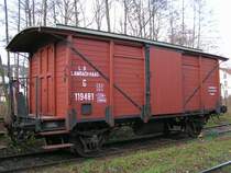 G�terwagen G 119 481 (Lambach - Haag) abgestellt am Bhf. HAAG/Hausruck; (dieser Wagen darf nicht auf die �BB �bergeben werden!) 2006-12-09
