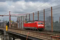 Am 24.07.2010 fuhr die Münchner 120 146-6 als Lz 99417 über den Rhein zwischen Basel Bad Bf und Basel SBB, um den EC 6 (Chur HB - Hamburg-Altona) zu holen.