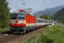 1144 117 mit EC151 kurz vor dem Bf. Mixnitz - Bärenschützklamm am 4.06.2014.