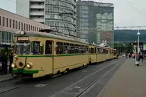 Am Heidelberger Hauptbahnhof machte am 29.5.2014 dieser alte OEG Triebwagen mit seinem Anhängern Halt, so das ich das gute Stück in aller Ruhe ablichten konnte.
