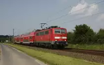 DB 111144 ist am 3.6.2014 mit einem RE Dosto bei Ibbenbüren Laggenbeck nach 
Braunschweig unterwegs.