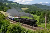 ÖSEK 52.100 + ARGE 1041.15 bespannten heute mit Nachschiebe 1142.628 den SR14819 von Wien FJB zum Int.Nostalgiefest, 160 Jahre Semmeringbahn in Mürzzuschlag. Eichberg, 08.06.2014










