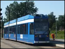 Moderne Straßenbahn in Rostock am 08.07.2013