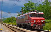 SŽ 363-020 fährt als Lokzug durch Maribor-Tabor Richtung Tezno Verschiebebahnhof. /31.5.2014