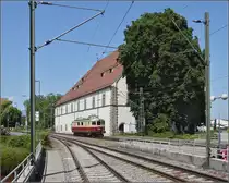 Oldistunden im Grenzbahnhof. 

Re 4/4<sup>I</sup> 10034 rangiert vor historischen Mauern, das Konzilsgebäude wurde im Jahr 1188 erbaut, im Jahre 1417 fand darin die einzige Papstwahl auf deutschem Boden statt. Juni 2014.