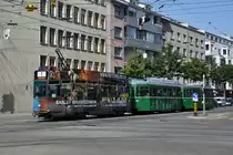 Be 4/4 483 mit der Werbung für Rettungsberufe zusammen mit dem B 1469 S und dem B 1488 S fahren zur Haltestelle Dreirosenbrücke. Die Aufnahme stammt vom 11.06.2014.