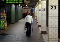 SUBWAY PEOPLE: in der New Yorker Station  23th Street , 21.6.2014