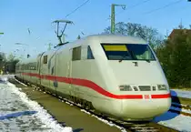 401 589 als ICE 79  Limmat  (Hamburg–Z�rich) am 23.01.2000 in L�neburg